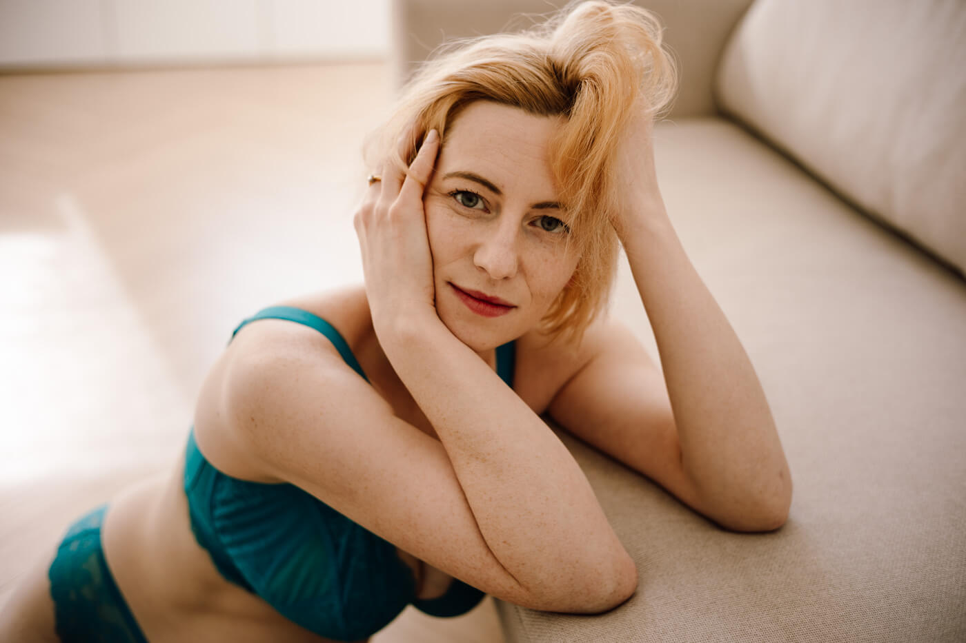 fotograf kobiecy Kraków naturalne zdjęcia