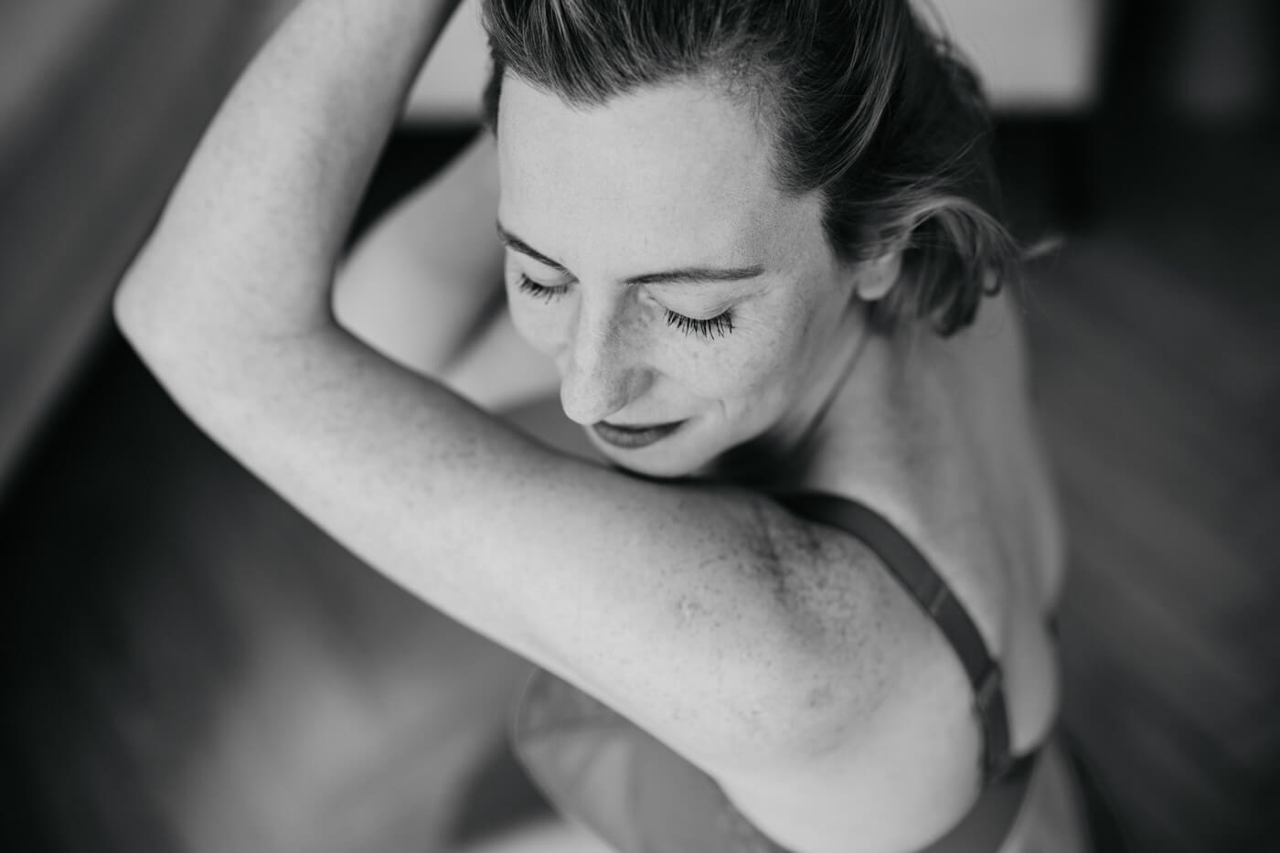 fotograf kobiecy Kraków naturalne zdjęcia