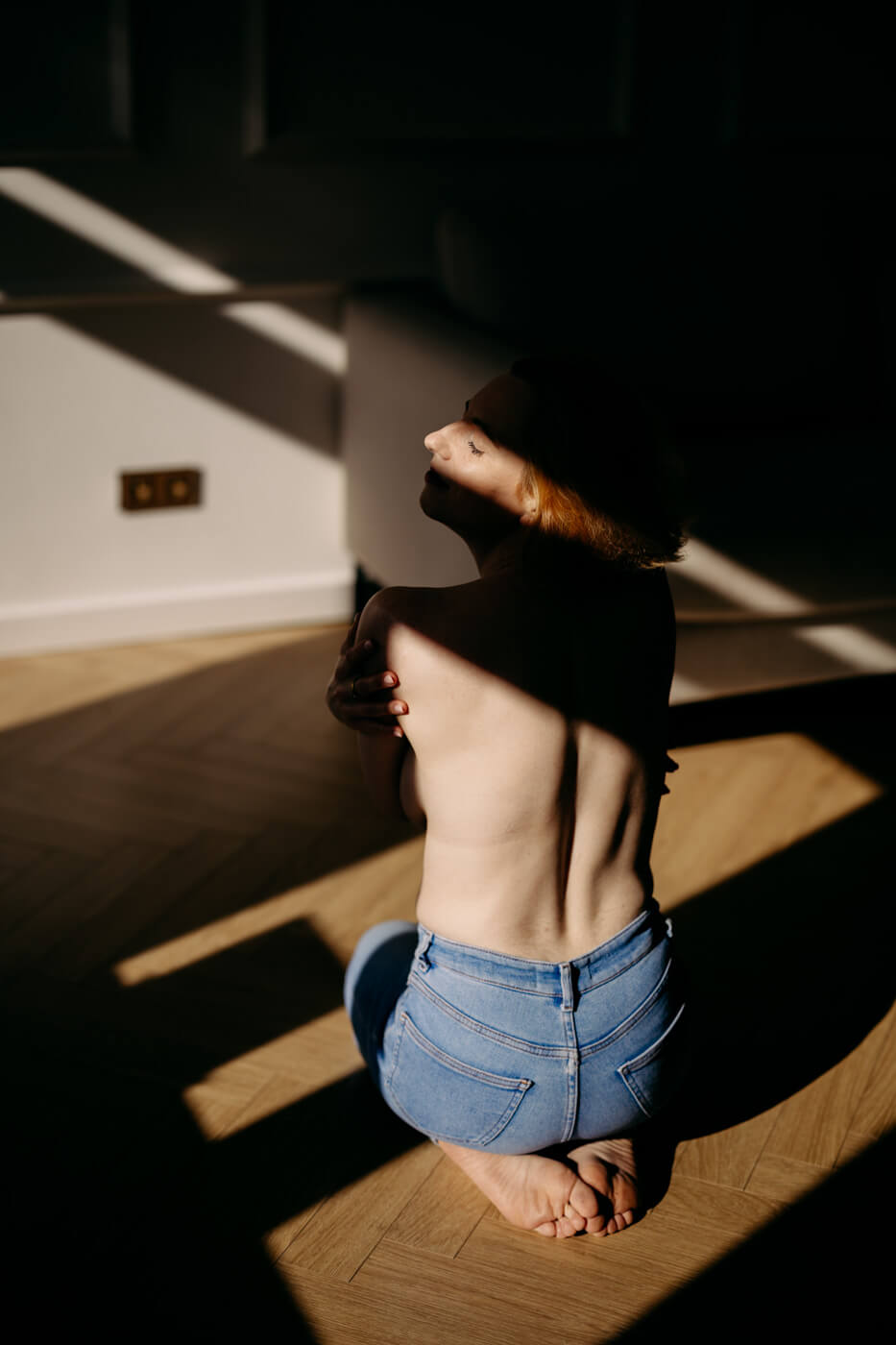 kobieca sesja zdjęciowa Kraków delikatny klimat