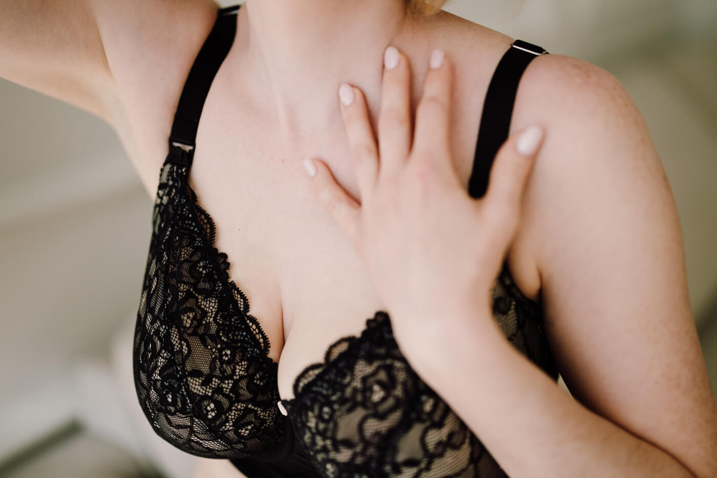 kobieca sesja zdjęciowa Kraków delikatny klimat