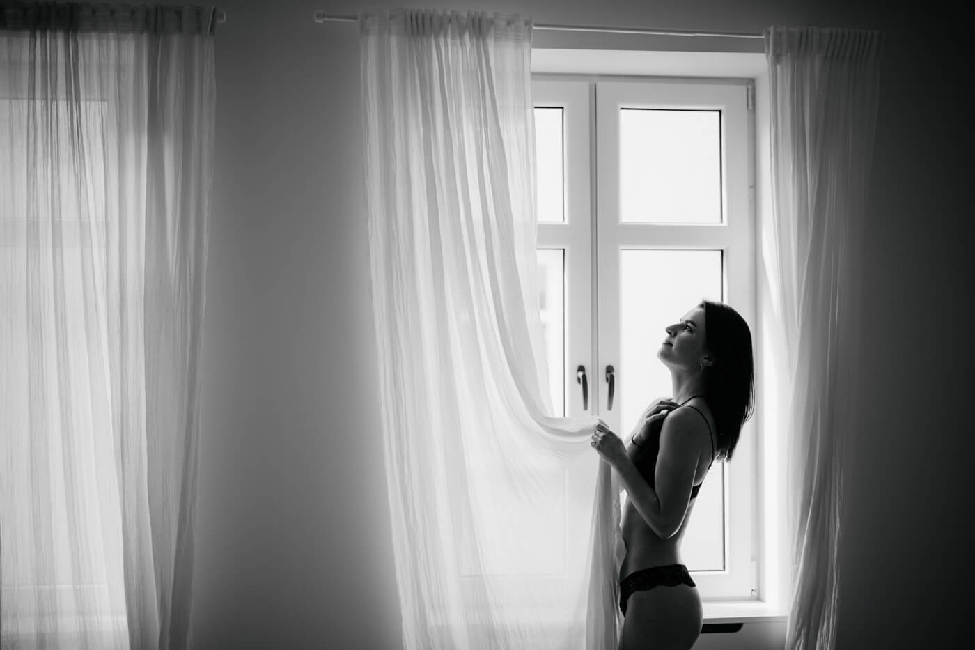 kobieca sesja zdjęciowa w studio Kraków