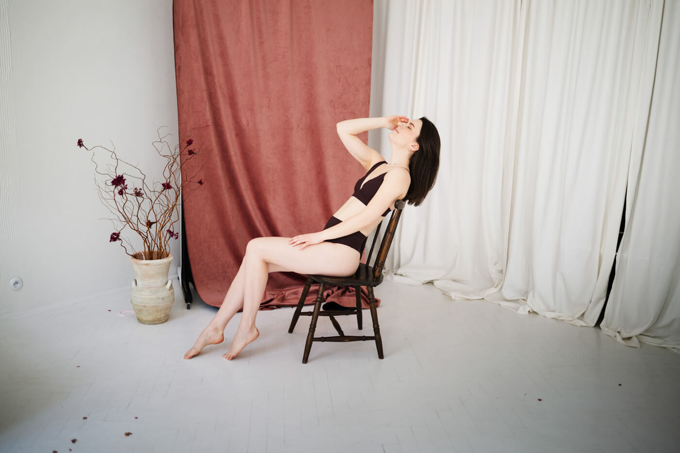 sesja kobieca w studio Kraków naturalna fotografia