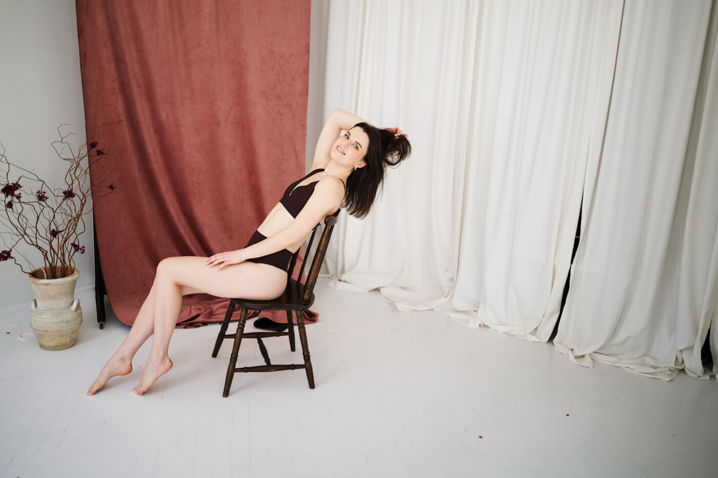 sesja kobieca w studio Kraków naturalna fotografia