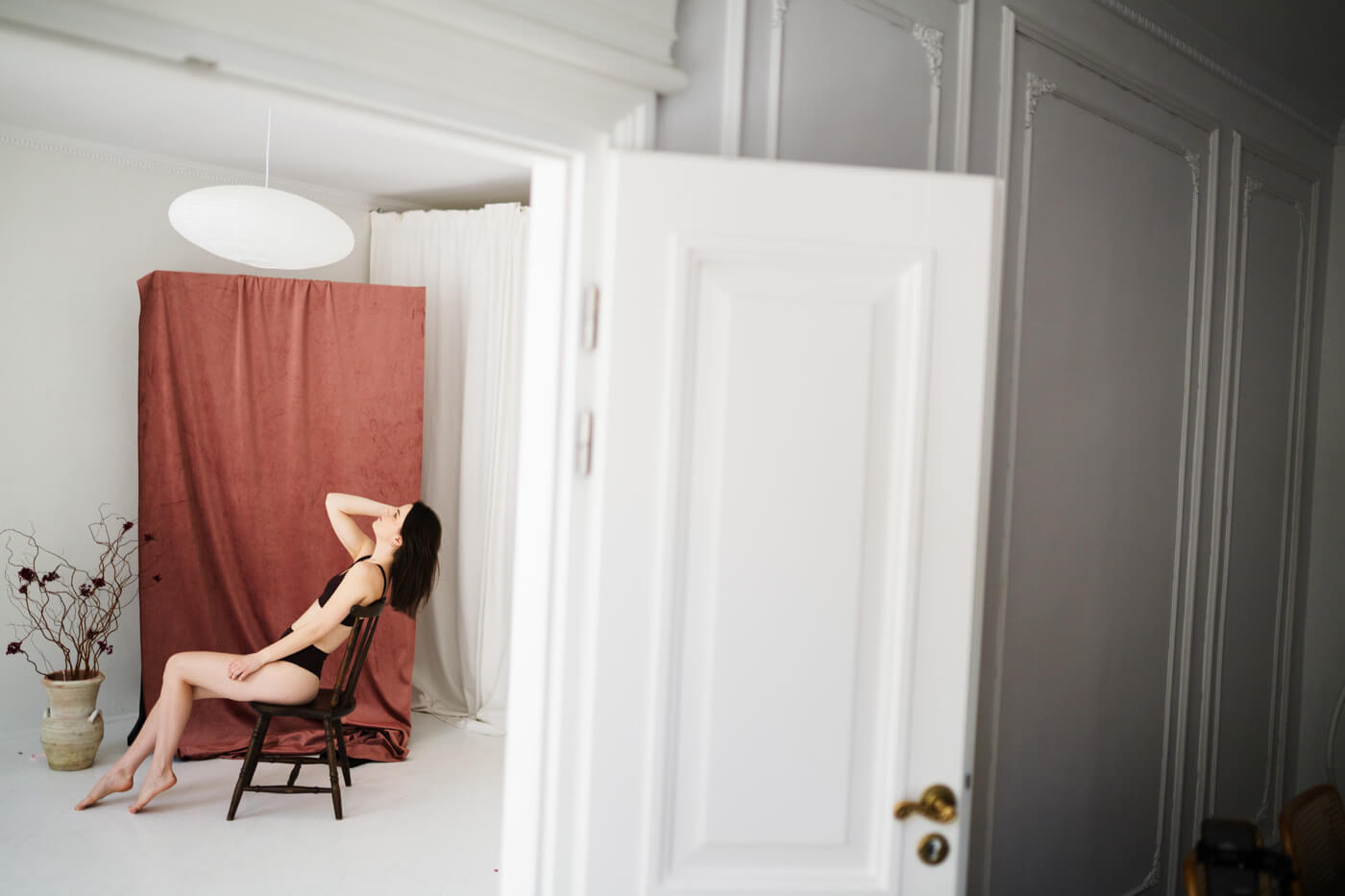 sesja kobieca w studio Kraków naturalna fotografia